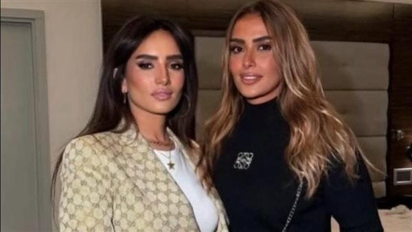شقيقة زينة تترك بصمتها على السجادة الحمراء لمهرجان كان السينمائي