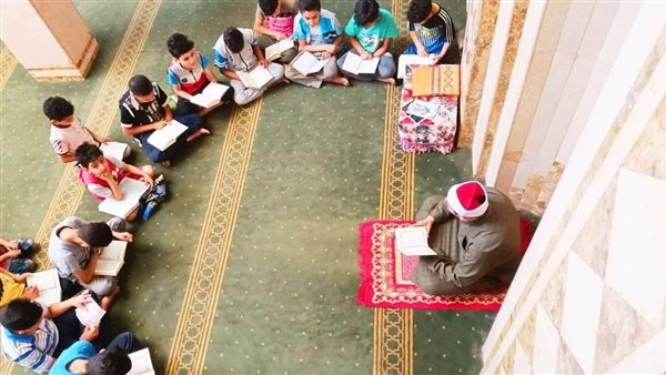 الدعوة الرئاسية للاستفادة من المساجد فى التعليم تحظى بتأييد الخبراء التربويين