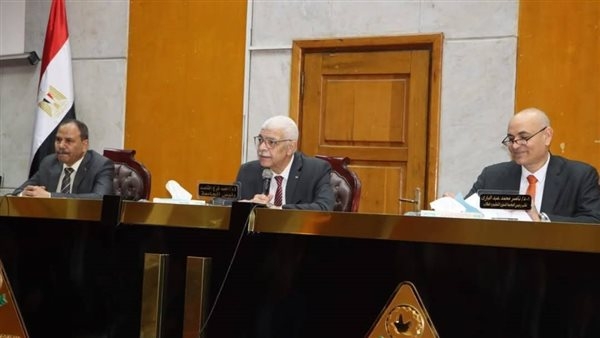 "القاصد" يترأس الاجتماع الشهرى لمجلس جامعة المنوفية