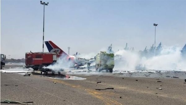 اللقطات الأولى لتدمير آخر طائرة مدنية بمطار صنعاء نتيجة قصف الاحتلال