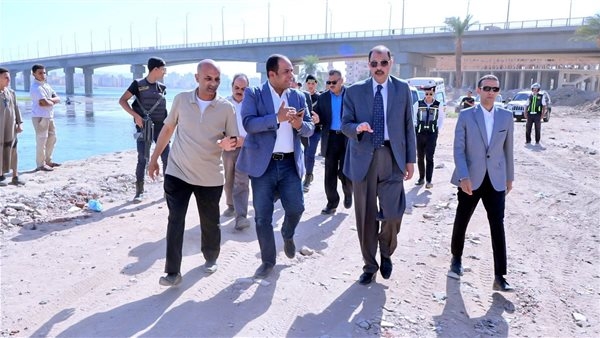 محافظ سوهاج يتفقد المرحلة الثانية من كورنيش أخميم بطول 3 كيلو متر