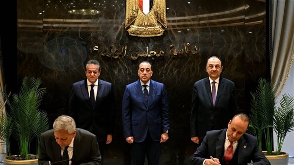 رئيس الوزراء يشهد توقيع شراكة مصرية أمريكية لتصنيع وتصدير أدوية للأسواق العالمية