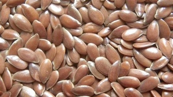 تعرف على فوائد بذور الكتان مع الماء قبل النوم