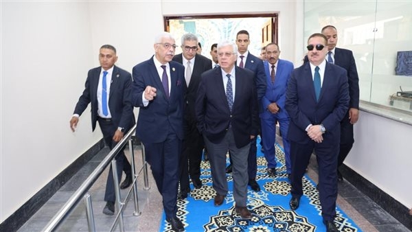 وزير التعليم العالي: مركز الاختبارات الإلكترونية إنجاز جديد في مسيرة التطوير