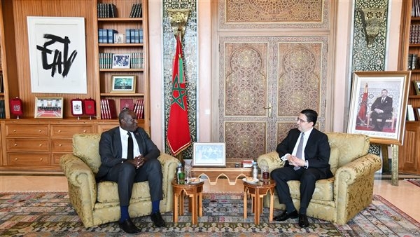 المملكة المتحدة تدعم خطة الحكم الذاتي المغربية لتسوية النزاع بالصحراء الغربية