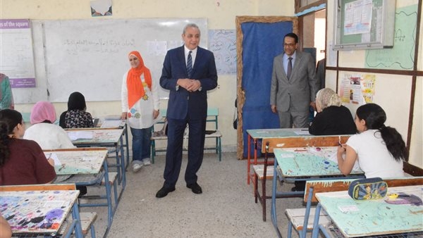 انتظام العمل بلجان امتحانات الشهادة الإعدادية بالغربية