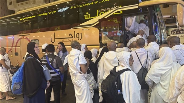 اقتداءً بسنة النبي.. انطلاق تفويج حجاج دول العالم الإسلامي إلى منى لقضاء يوم التروية
