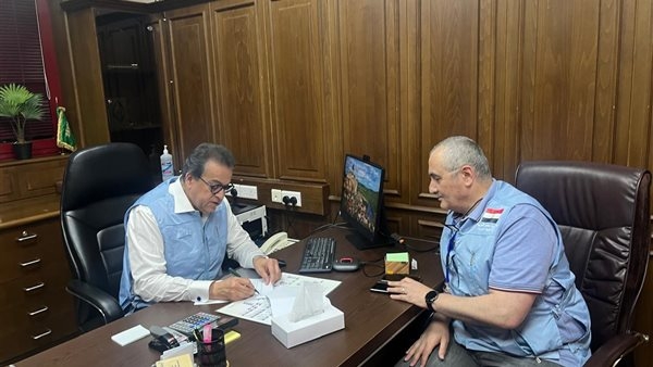 وزير الصحة يتابع خدمات البعثة الطبية ويطمئن على حالة الحجاج المصريين في المدينة