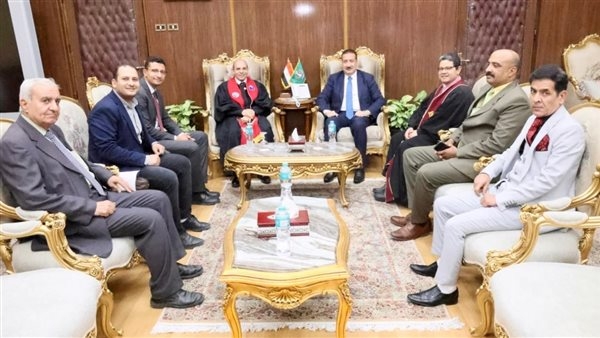 محافظ المنوفية يستقبل وفد الطائفة الإنجيلية لتقديم التهنئة بعيد الأضحي المبارك