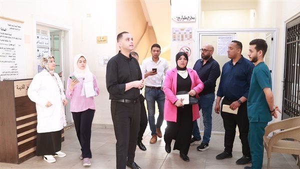 "الطيب" يستكمل جولته الميدانية بتفقد عدد من منشآت الرعاية الأساسية بالقاهرة
