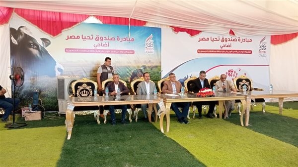 محافظ الجيزة يشهد توزيع 9 أطنان من لحوم الأضاحي على 5268 أسرة من العاملين بهيئة النظافة