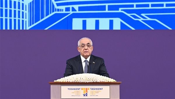 رئيس وزراء أذربيجان: بلدنا بوابة واعدة للاستثمار الأخضر والتنمية المستدامة
