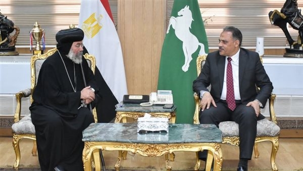 محافظ الشرقية يستقبل أسقف ميت غمر ودقادوس وبلاد الشرقية والوفد الكنسي المرافق