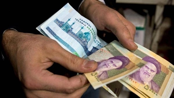 سعر الريال الإيراني مقابل الدولار اليوم الإثنين 16 يونيو بعد اندلاع الحرب