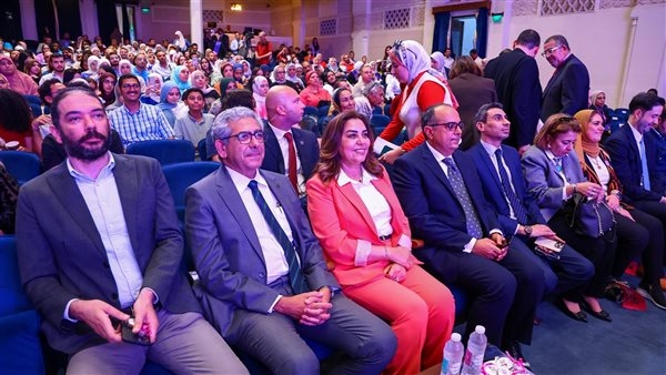 منال عوض: الدولة المصرية تتولى مهمة دعم وتمكين السيدات في مختلف محافظات