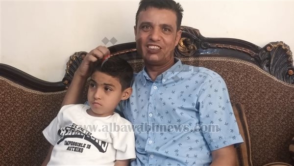والد طفل مريض بضمور العضلات بالفيوم يستغيث : حصلنا على حكم بأحقية علاجه ومش عارفين ننفذه