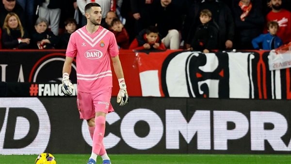 رسميًا.. برشلونة يضم أولى صفقاته الصيفية