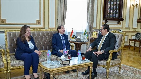 رئيس جامعة القاهرة يستقبل أمين عام رابطة الجامعات الإسلامية لبحث التعاون المشترك