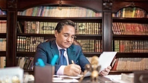 كما توقع عبد الرحيم علي.. مهلة الأسبوعين كانت جزءًا من خطة الخداع الاستراتيجي من قبل ترامب