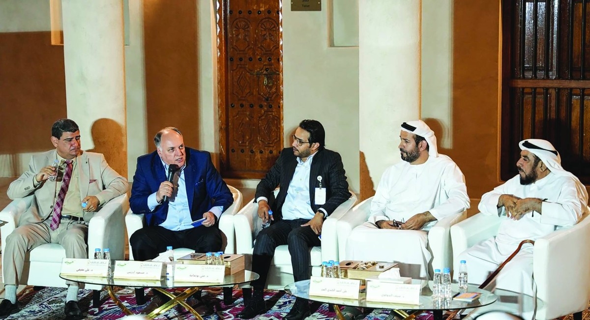 أكاديميون يطالبون بترجمة الكتابات الغربية حول العرب