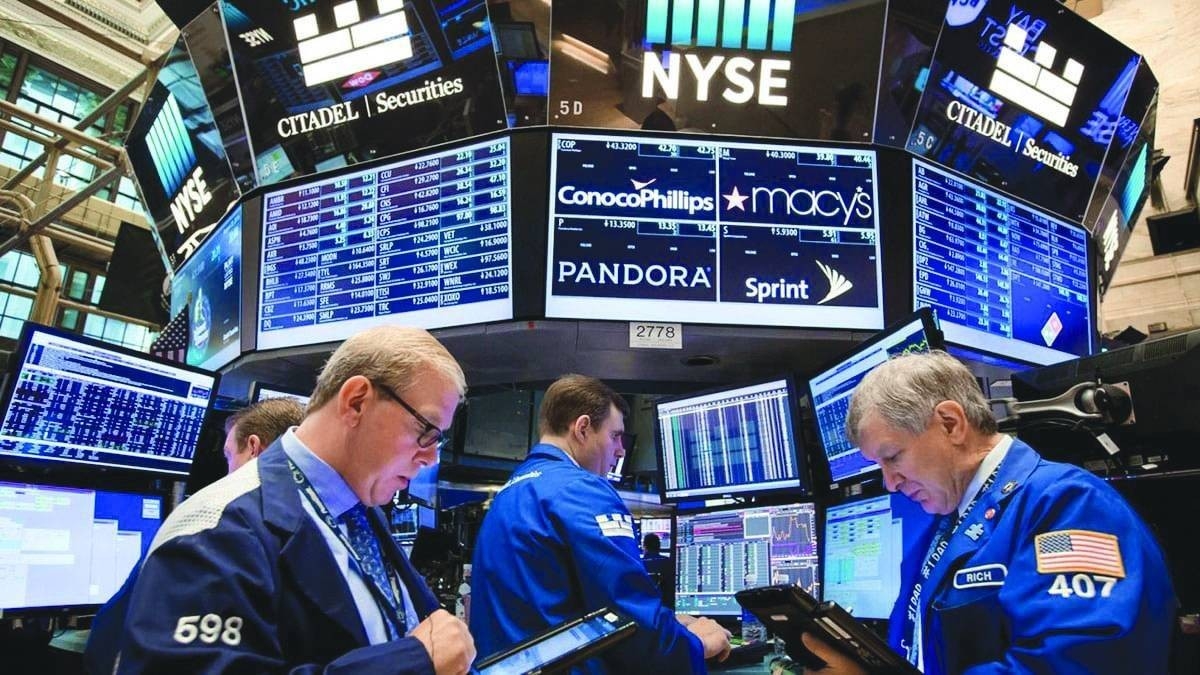 الأسهم الأمريكية ترتفع قبل صدور بيانات التصنيع ورسوم ترامب
