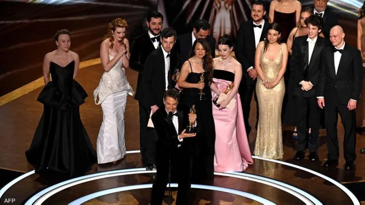 «أنورا».. فيلم تراجيدي كوميدي يحصد 5 جوائز في «الأوسكار»