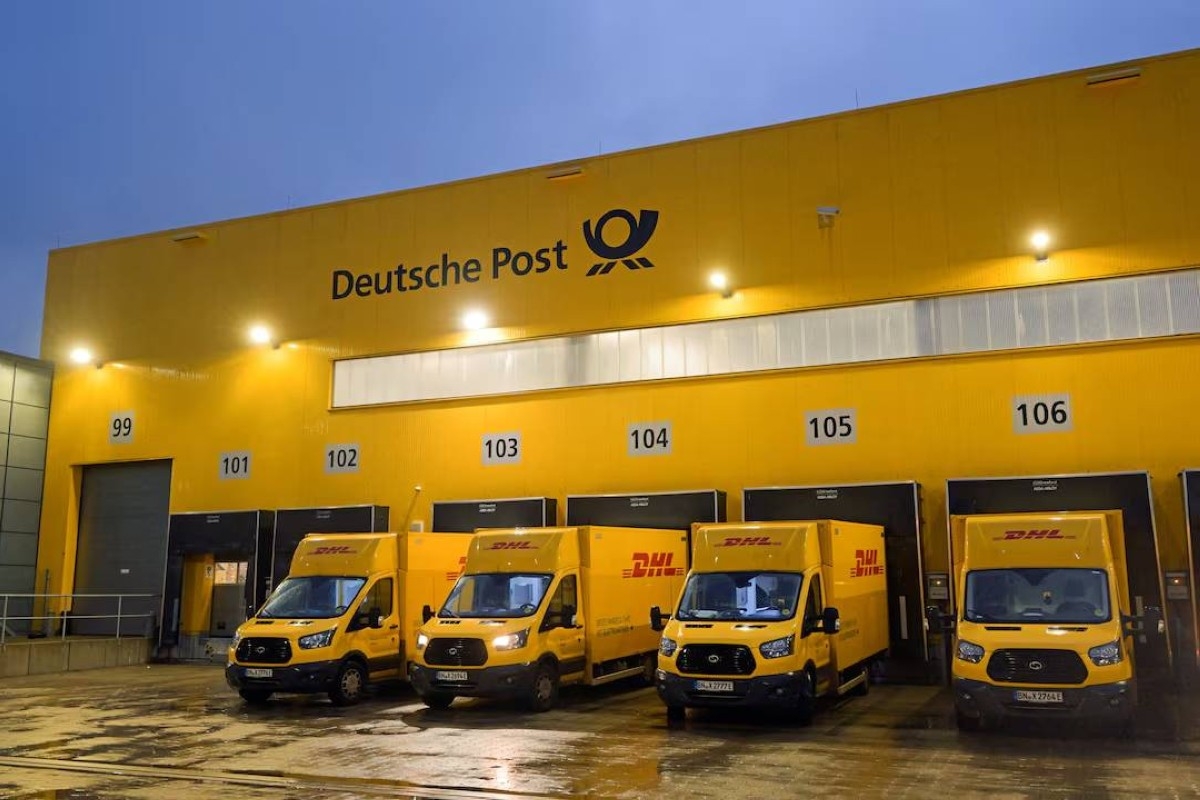 «DHL» تسرح 8000 موظف في 2025