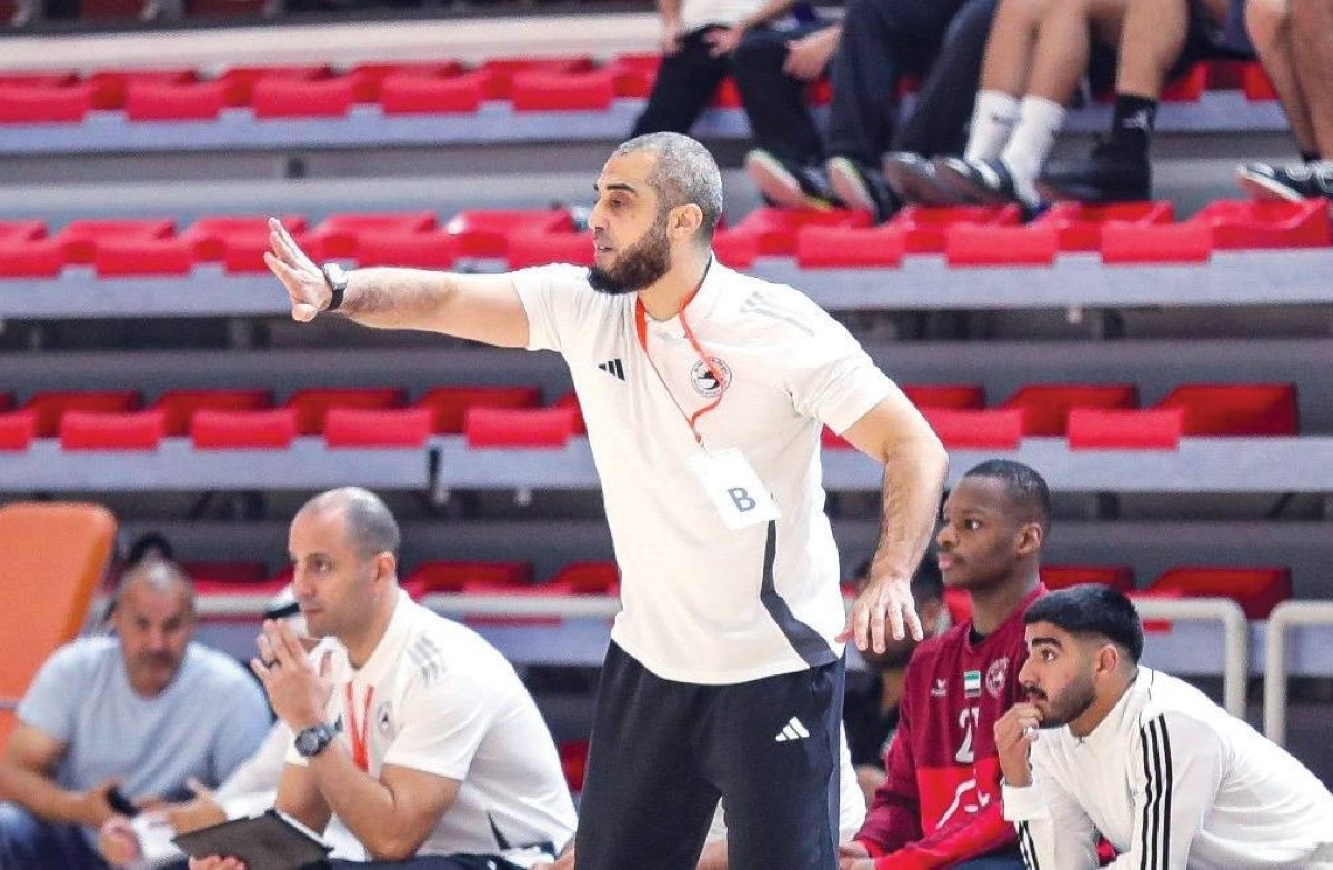 نادي الشارقة يفك الارتباط مع مدرب كرة اليد بالتراضي