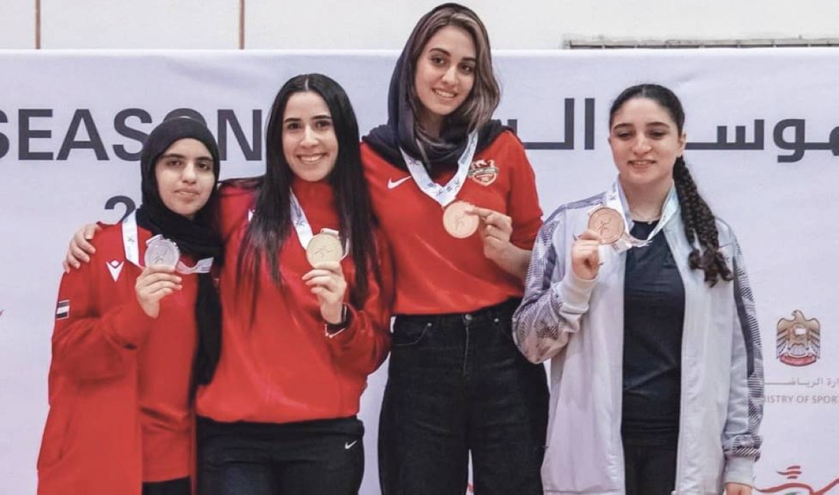 5 ميداليات لـ«الشارقة الرياضي للمرأة» في «الاتحاد للمبارزة»