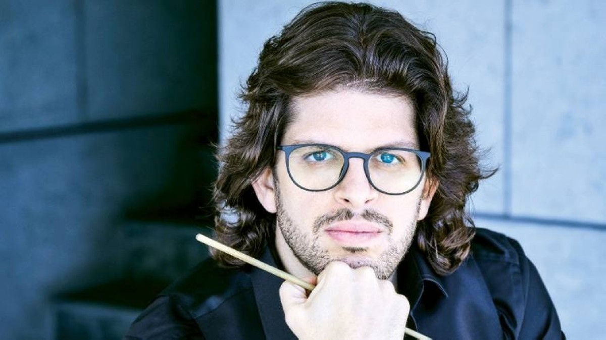توماس غراو يقود أوركسترا فرانز شوبرت في حفلات «دبي أوبرا»