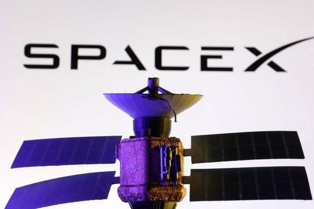 "سبيس أكس" تفوز بعقد من الحكومة الأمريكية بمليارات الدولارات