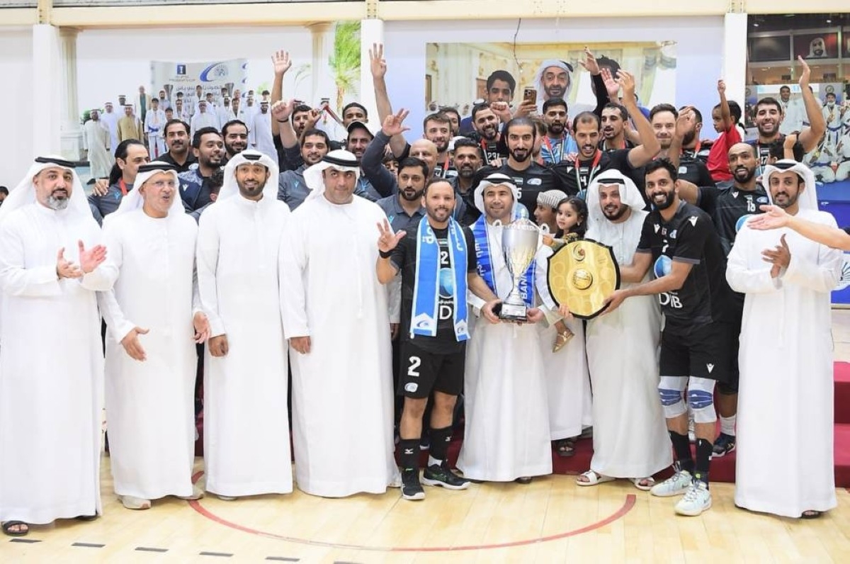بني ياس يحتفل بالدوري وكأس الاتحاد للكرة الطائرة