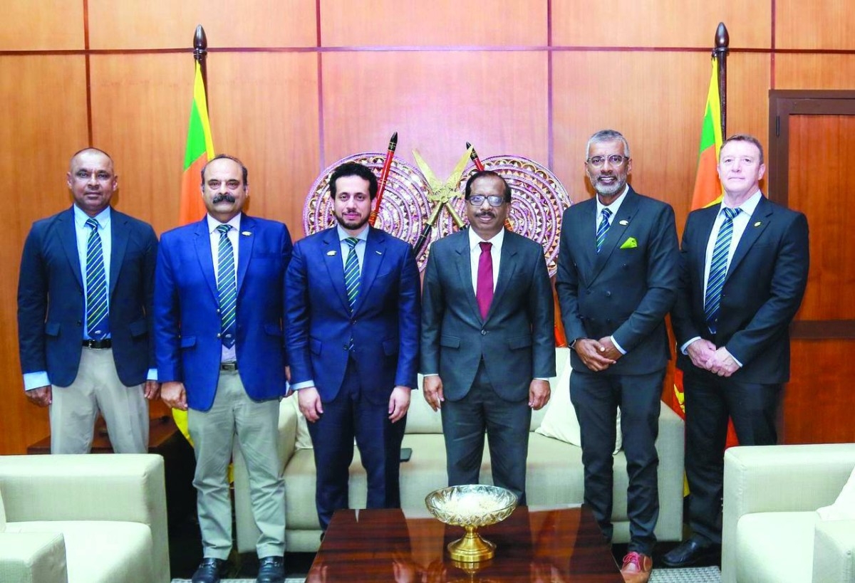 وزير الرياضة السيريلانكي يستقبل الظالعي رئيس الاتحاد الآسيوي للرجبي