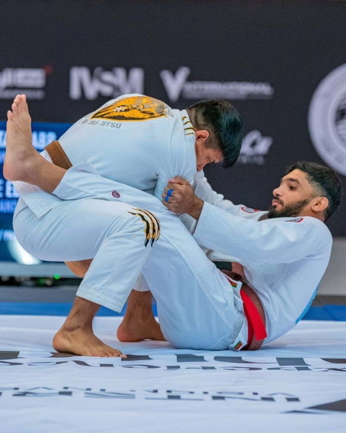 الإمارات تتصدر البطولة الإقليمية لرابطة أبوظبي لمحترفي الجوجيتسو