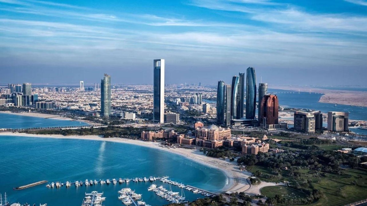 أبوظبي تحصد المركز الخامس في مؤشر المدن الذكية لعام 2025