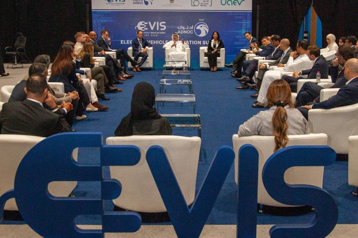 إطلاق «مجلس المركبات الكهربائية» وحوارات مستقبلية حول التنقل الذكي