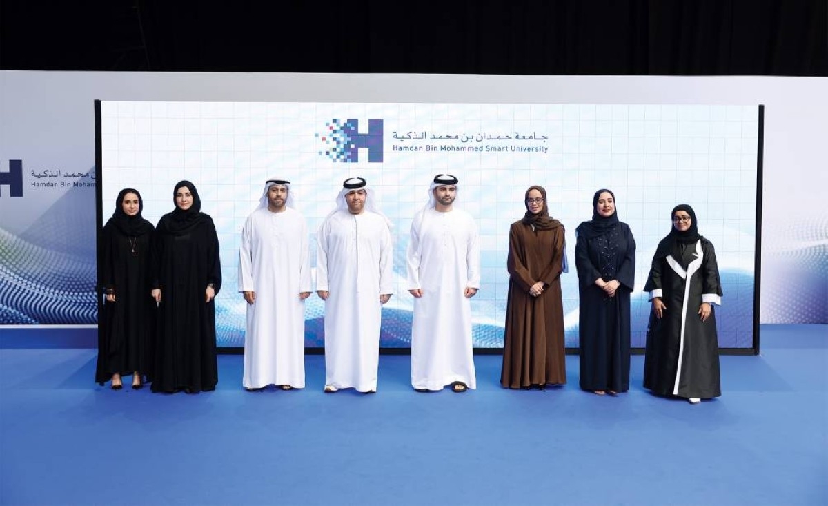 برعاية حمدان بن محمد.. منصور بن محمد يشهد تخريج جامعة حمدان بن محمد الذكية