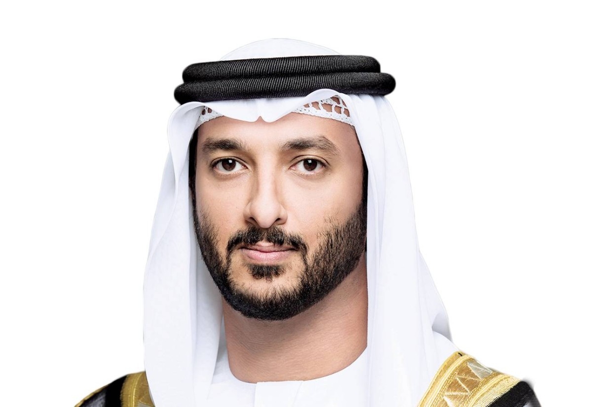 عبد الله بن طوق: «البيان» واكبت أبرز الإنجازات والمبادرات الوطنية
