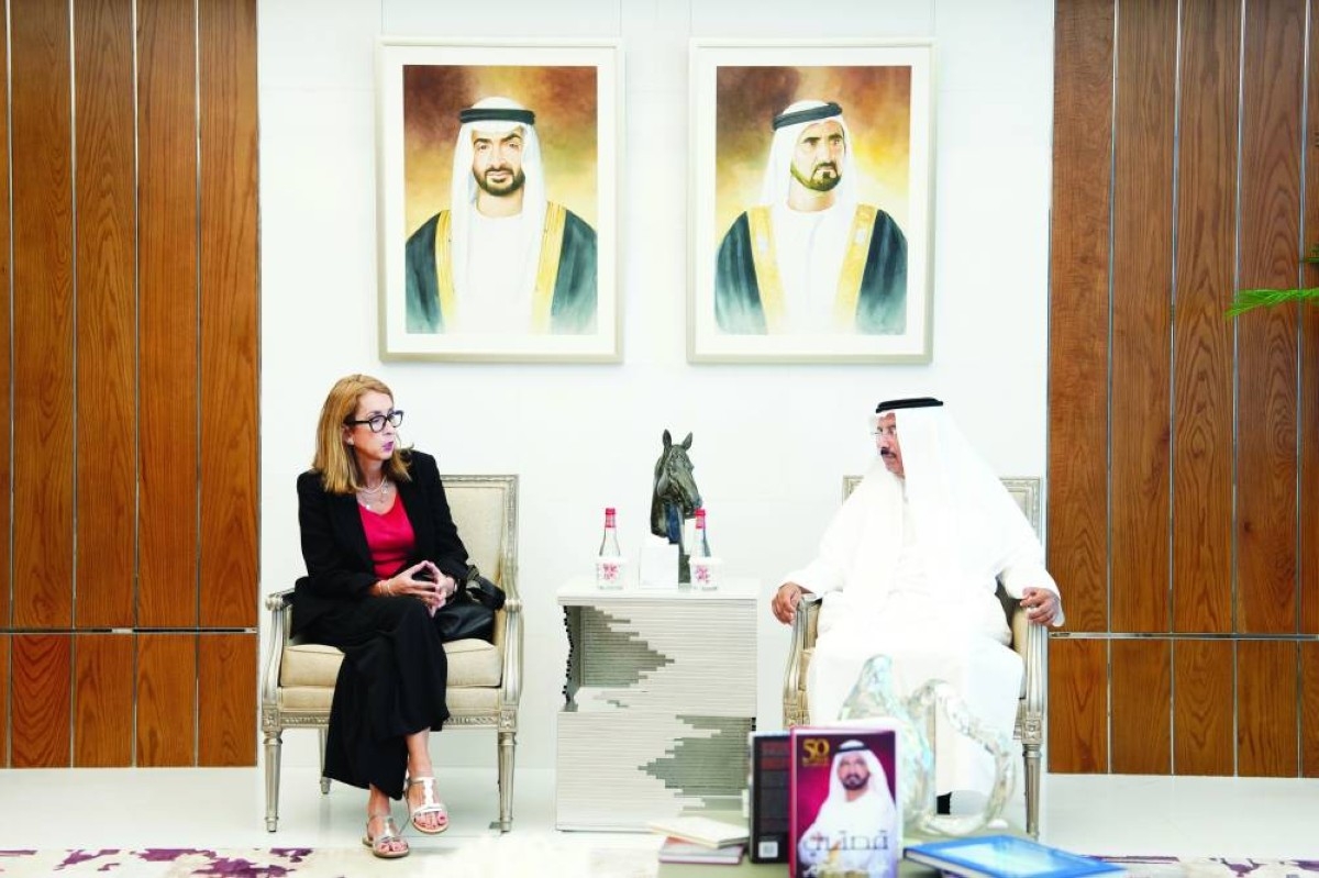 بحث التعاون الثقافي بين الإمارات وبيرو