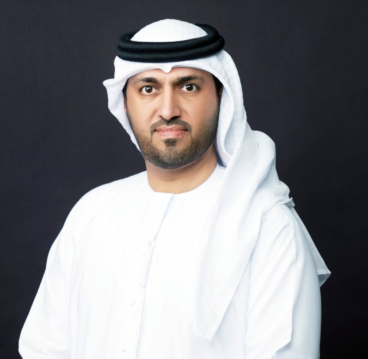 "طرق دبي" تجرِّب تقنية لتنظيف واجهات محطات المترو والترام بـ"الدرون"