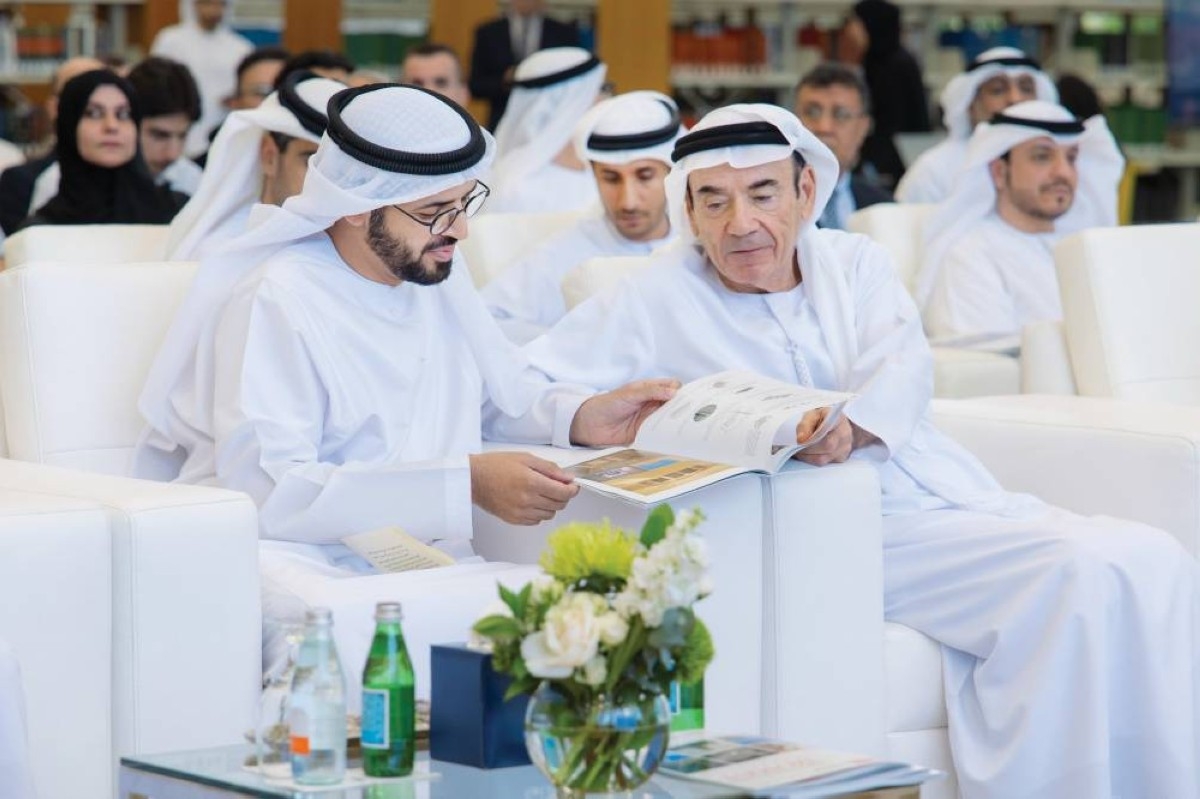 جامعة الإمارات تنظم عرضاً لتصميم المسجد الإماراتي