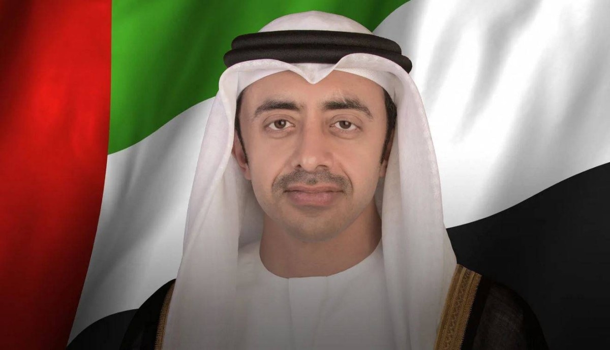عبدالله بن زايد ووزير خارجية أرمينيا يبحثان هاتفياً تعزيز العلاقات الثنائية