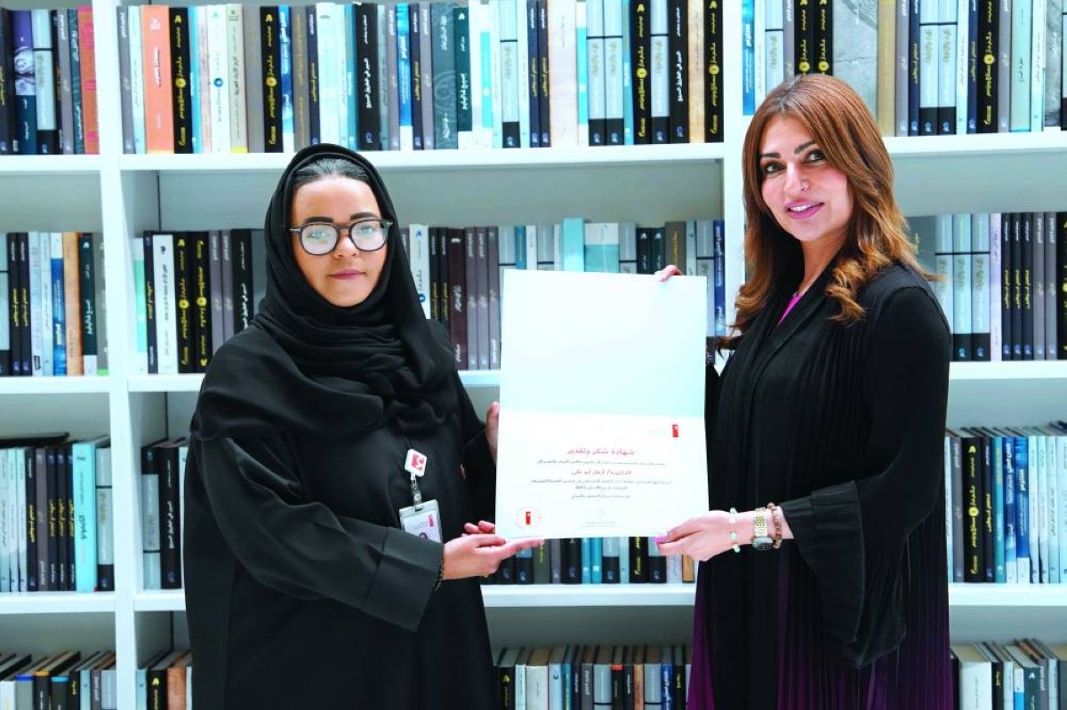 مكتبة محمد بن راشد تستعرض دور العمل المجتمعي والعطاء والإيثار في تحسين الصحة النفسية