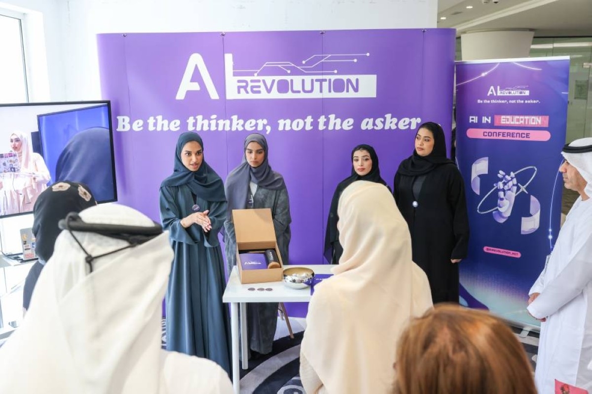 مجلس دبي للإعلام يؤكد التزامه بتمكين الكوادر الإعلامية الوطنية الشابة وتهيئة الظروف الداعمة لنجاحهم