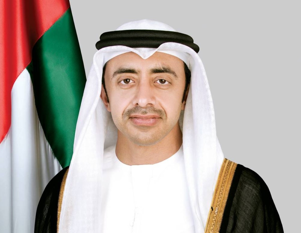 عبدالله بن زايد يبحث هاتفياً سبل تعزيز التعاون مع إسبانيا وأرمينيا