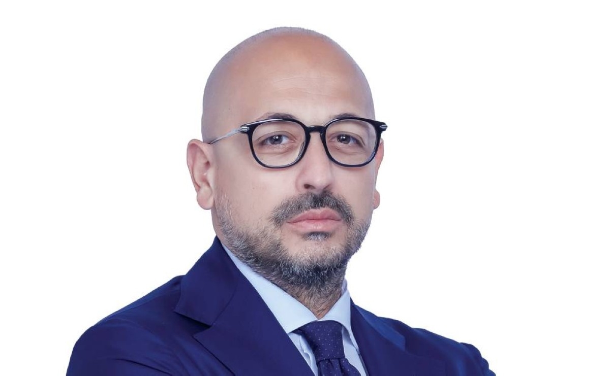الإيطالي مايورينو مديراً رياضياً جديداً في «العميد»