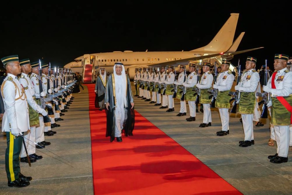 نيابة عن رئيس الدولة .. سعود بن صقر يصل ماليزيا للمشاركة في قمتي "الخليج -الآسيان" و"الخليج - الآسيان - الصين"