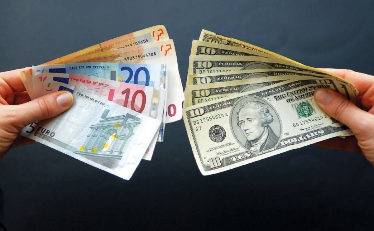 أوروبا أمام فرصة تاريخية.. فهل يحل اليورو ملاذاً آمناً بديلاً للدولار؟