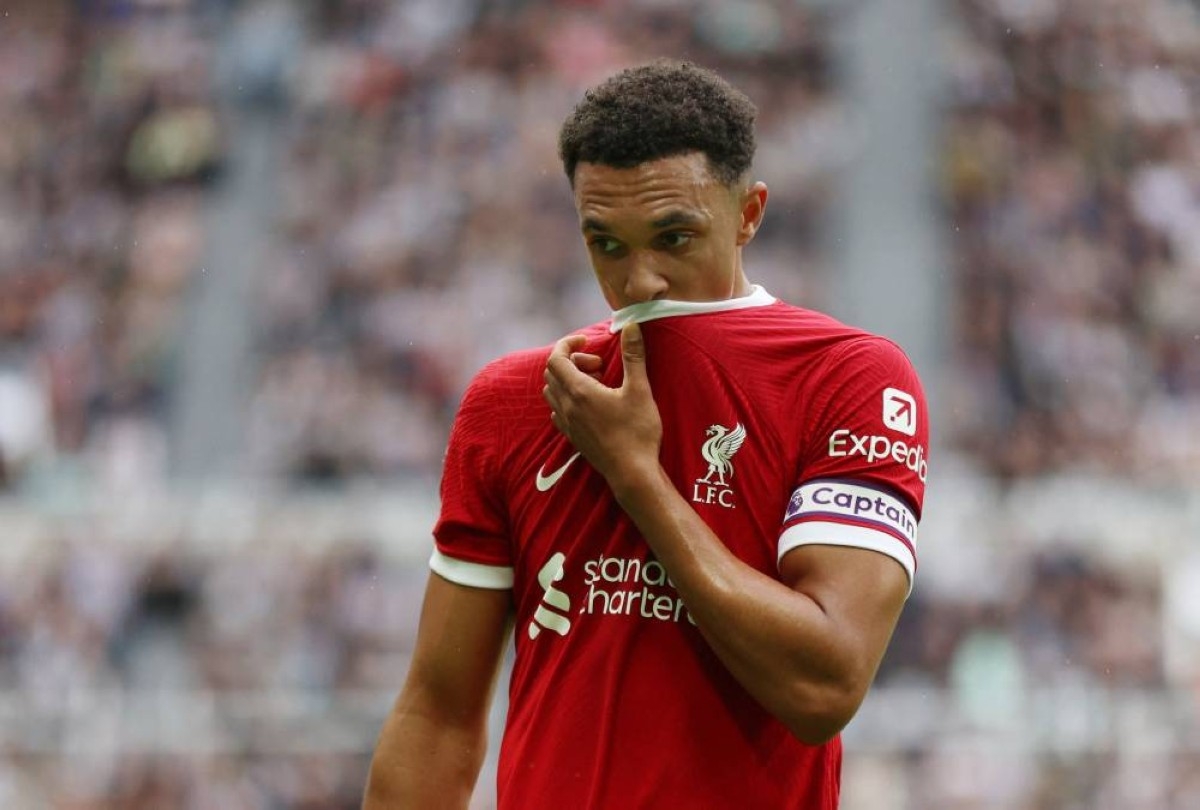 ريال مدريد يتعاقد مع أرنولد من ليفربول لست سنوات