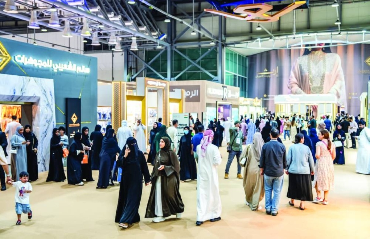 87 ألف زائر لمعرض الشرق الأوسط للساعات والمجوهرات بالشارقة